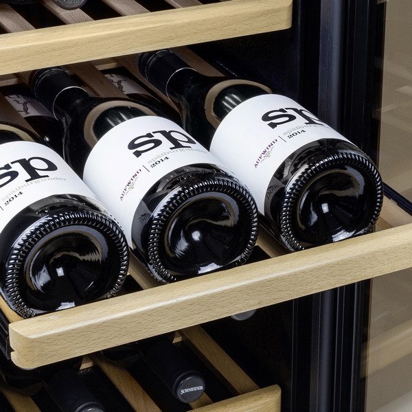 מקרר יין 12 בקבוקים מבית קאסו דגם Caso WineSafe 12
