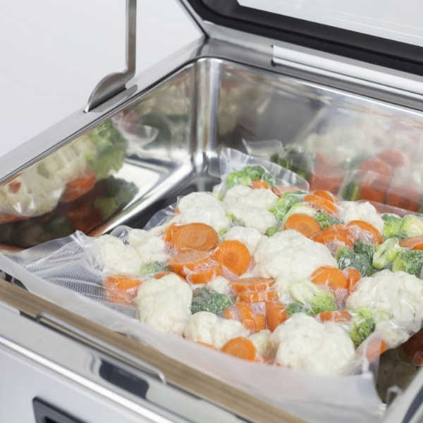 מכונת ואקום קומפקטית עם תא ואקום Caso VacuChef SlimLine