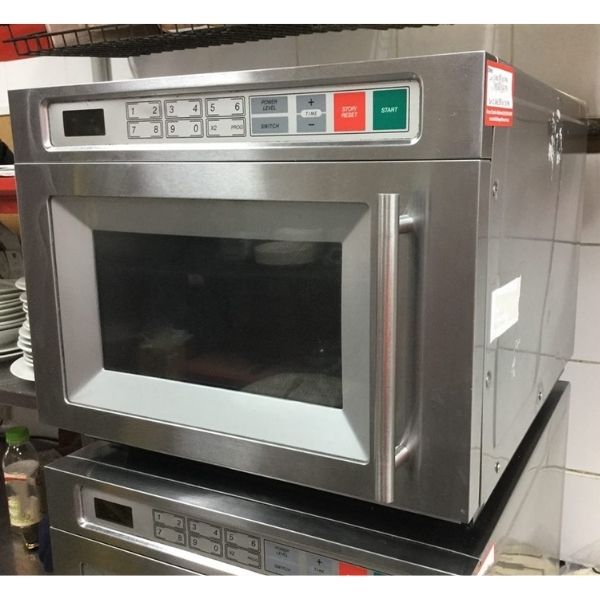 HOTPOINT 30L MICROWAVE 2F (2)