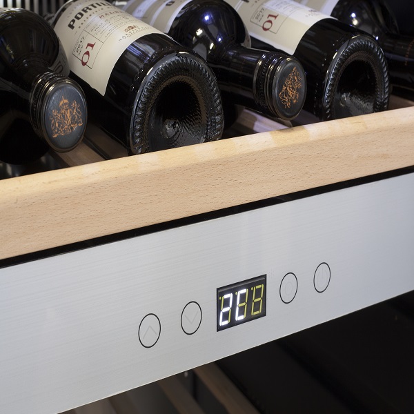 מקרר יין 24 בקבוקים CASO WineComfort 24 5