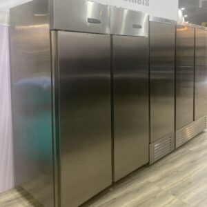 HOTPOINT-INDUSTRIAL-REFRIGERATOR-GREECE-1